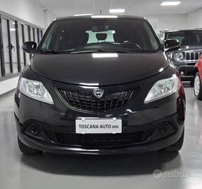 Lancia Ypsilon 1.0 FireFly 5 porte S&S Hybrid Oro