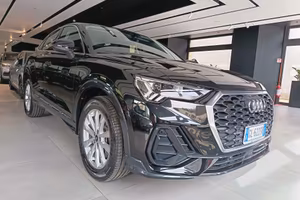 Audi Q3 SPB 45 TFSI e S tronic Business Plus