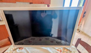 Smart TV Samsung 32 pollici bianco 