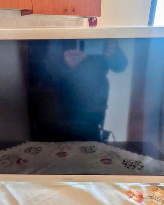 Smart TV Samsung 32 pollici bianco 