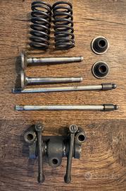 Gruppo Valvole Castelletto Molle  GILERA 150 SPORT