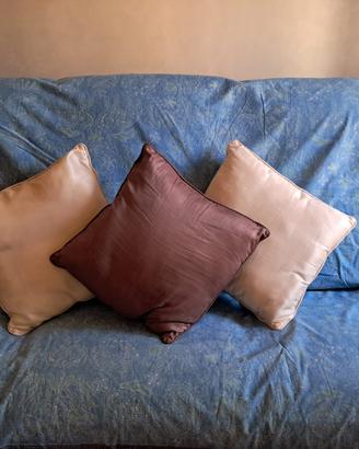 Set 3 Cuscini d'Arredo con Finitura Shantung lucid