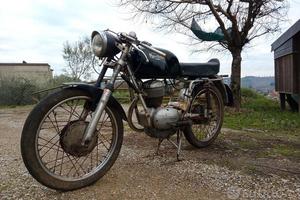 F.B. Mondial 125 serie oro