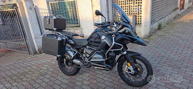 BMW R 1200 GS ADV TRIPLE BLACK