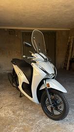 Honda SH 350 Bianco opaco