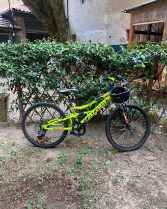 Mtb mountain bike 24 full con casco