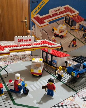 Lego , stazione di servizio.