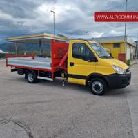 Iveco Daily con gru e cassone fisso NUOVO