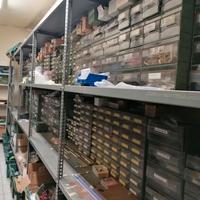 COMPONENTI ELETTRONICI+ SALDATRICE-SVENDITA