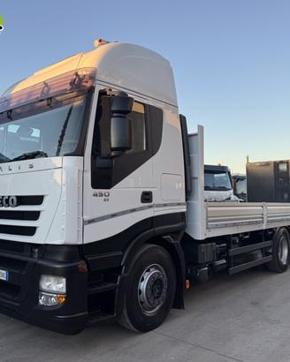 Iveco Stralis 450 carrellone con rampa unica idrau