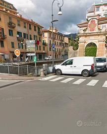Posto auto in centro a Rapallo