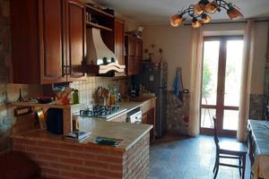 Casa con ingresso indipendente