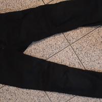 pantaloni in pelle moto