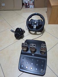 Logitech G923 per PS/PC con pedaliera e cambio