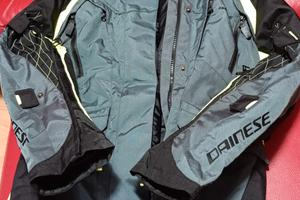 Giacca moto Dainese tre strati ledy