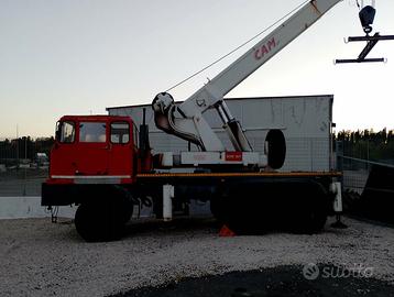 GRU DA 18 TONNELLATE CON CAMION