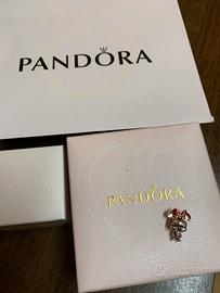 PANDORA Disney Charm Minnie abito e fiocco a pois