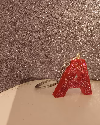 Portachiavi lettera A glitter rosso