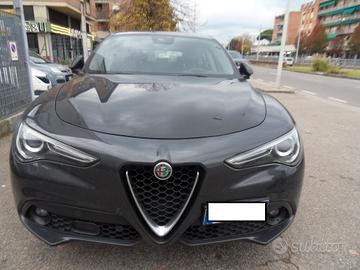 Alfa Romeo Stelvio 2.2 Turbodiesel 210 CV AT8 Q4 E