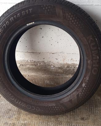 Due gomme 165 70r14  estiva