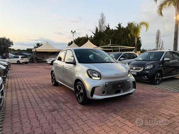Smart ForFour EQ Pulse