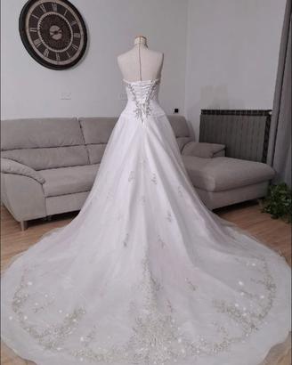 Abito da sposa bianco – linea ad A ! NUOVO !