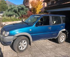 NISSAN Terrano II - 2000