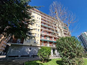 MONOLOCALE A MILANO