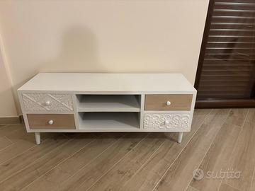 Comó da stanza in legno fatto a mano