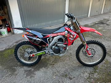 Honda CRF 250 Red moto anno 2016