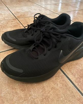 Nike sportive 44EU