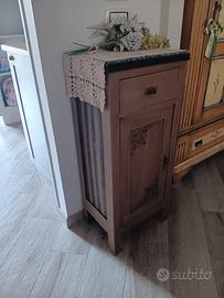 2 Comodini di pregio