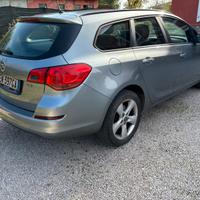 Opel Astra J sport Tourer SW 1.7 CTDI