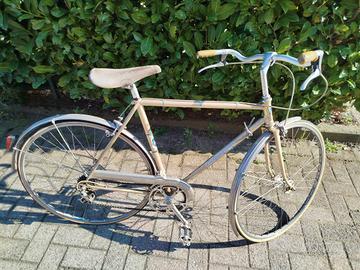 Bicicletta con telaio Pordoi