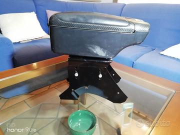 Bracciolo portaoggetti universale