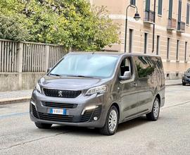 Peugeot Traveller Peugeot Traveller Long 2.0 BlueH