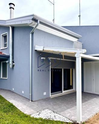 Casa indipendente di 100 m² con 5 locali a Jesolo