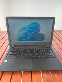 Notebook Acer Windows 11, Intel i3, 15.6 pollici