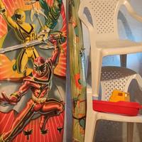 Ombrellone ,mini tavola da surf e  2  seggioline