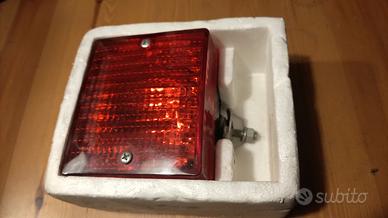 faro retronebbia rosso