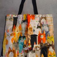 Borsa in tessuto stampato con gatti colorati