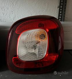 Faro posteriore smart for two 453