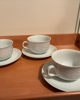 Tazze bianche con piattino mulino bianco