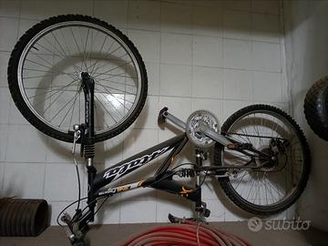 ATALA PREDATOR RUOTE DA 24POLLICI E BIKE RUN