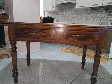 Tavolo Arte povera