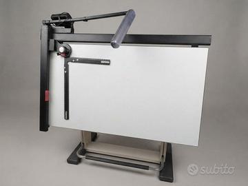 Tecnigrafo Leonard Neolt . Misure piano 120x80.