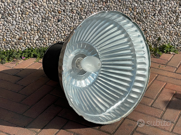 Lampada industriale per capannone