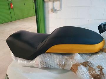 Sella BMW F750 GS