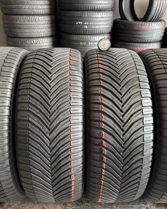 235 50 19 Michelin 4 stagioni 85% utile, compreso 