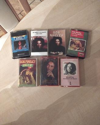 Set di vecchie casette di Bob Marley
